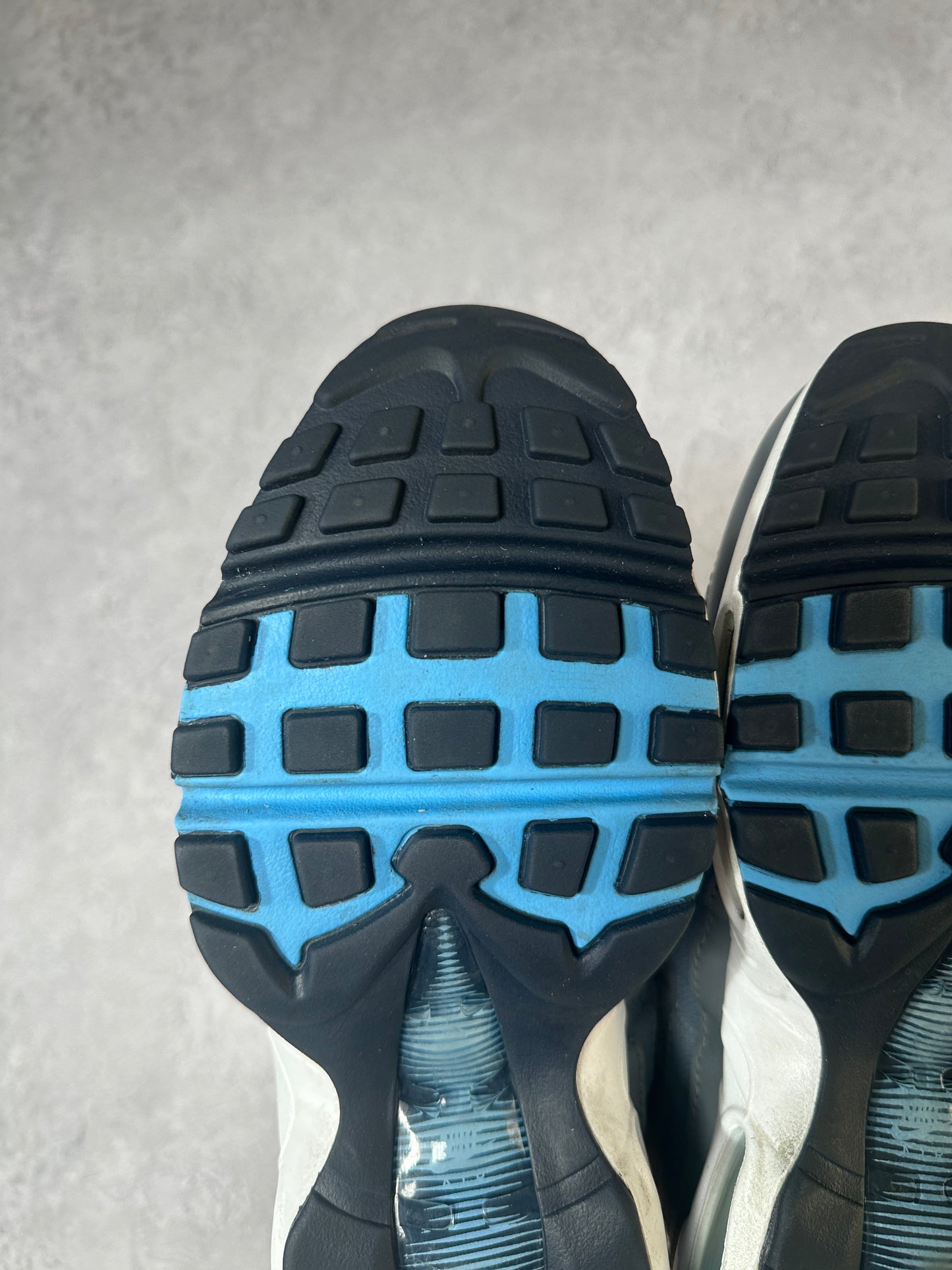 Nike Air Max 95 | Cool Grey / University Blue | UK6